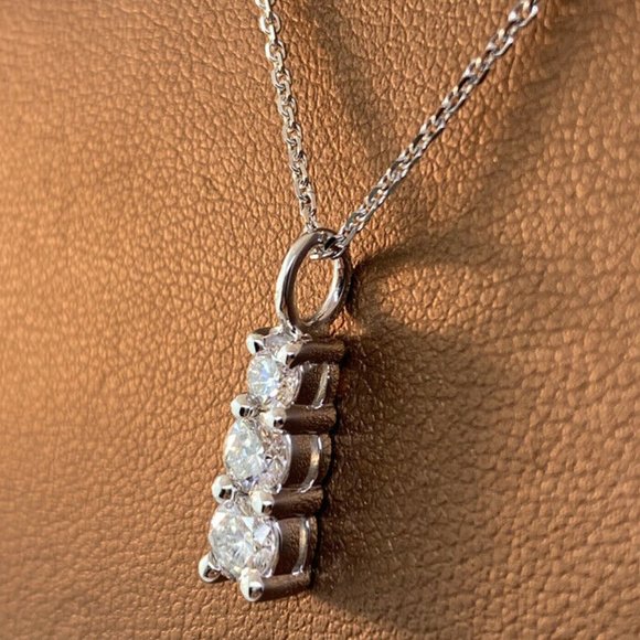 0.60 Carat Natural Diamond Necklace Pendant 14K